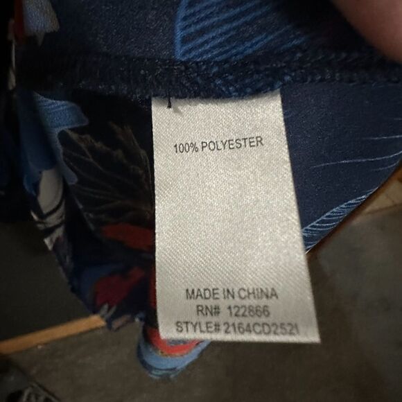 Status By Chenault Women'S Blue Floral Double Flounce Flutter Sleeve Top Small - Picture 6 of 15